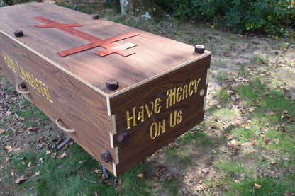 Dovetail Joinery Casket (Bookshelf Optional)